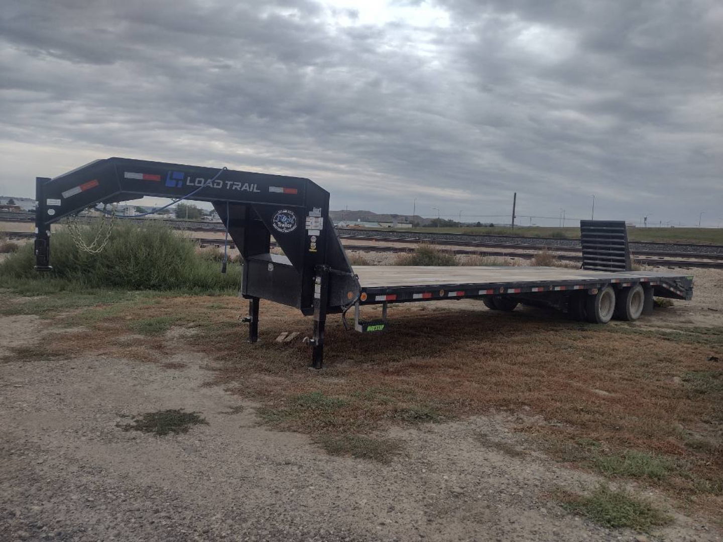 Used 2024 Load Trail 32' Flatbed Trailer Flatbed Trailer