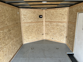 Used 2019 Bravo 8.5x20+v dovetail enclosed cargo car hauler trailer ALUMINUM Wheels