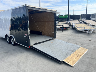 Used 2019 Bravo 8.5x20+v dovetail enclosed cargo car hauler trailer ALUMINUM Wheels