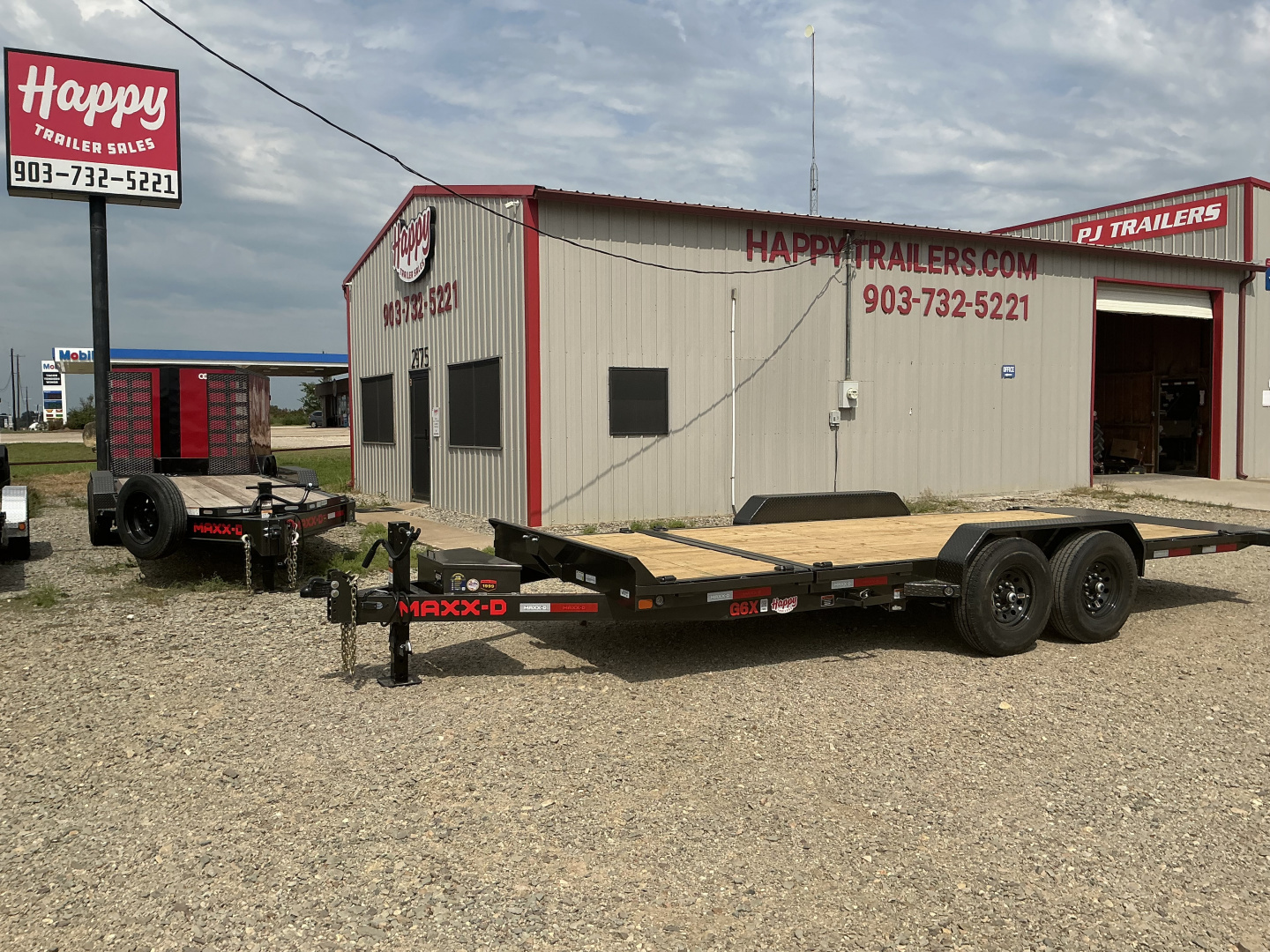 New 2026 MAXX-D 83”x20’ BP Gravity Equipment Tilt – G6X