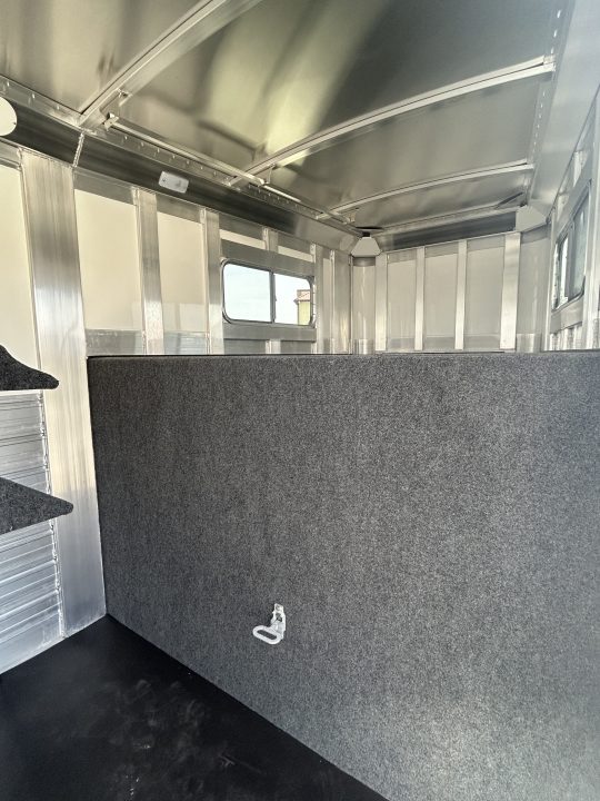 New 2026 4-Star Trailers 2 Horse Straight Load Horse Trailer