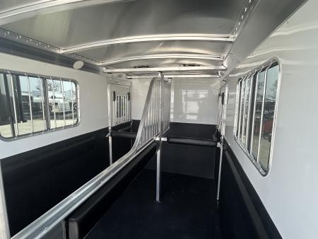 New 2026 4-Star Trailers 2 Horse Straight Load Horse Trailer