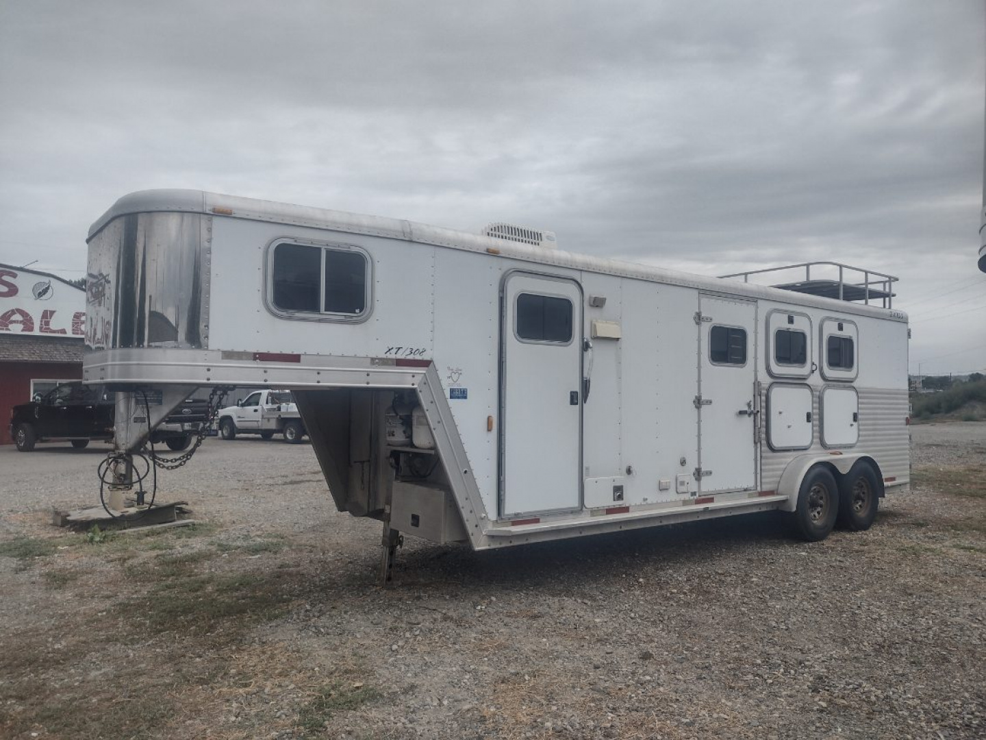 Used 2003 Exiss Trailers 3 Horse with 8' Living Quarters