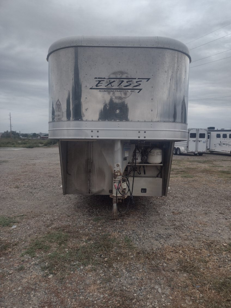 Used 2003 Exiss Trailers 3 Horse with 8' Living Quarters