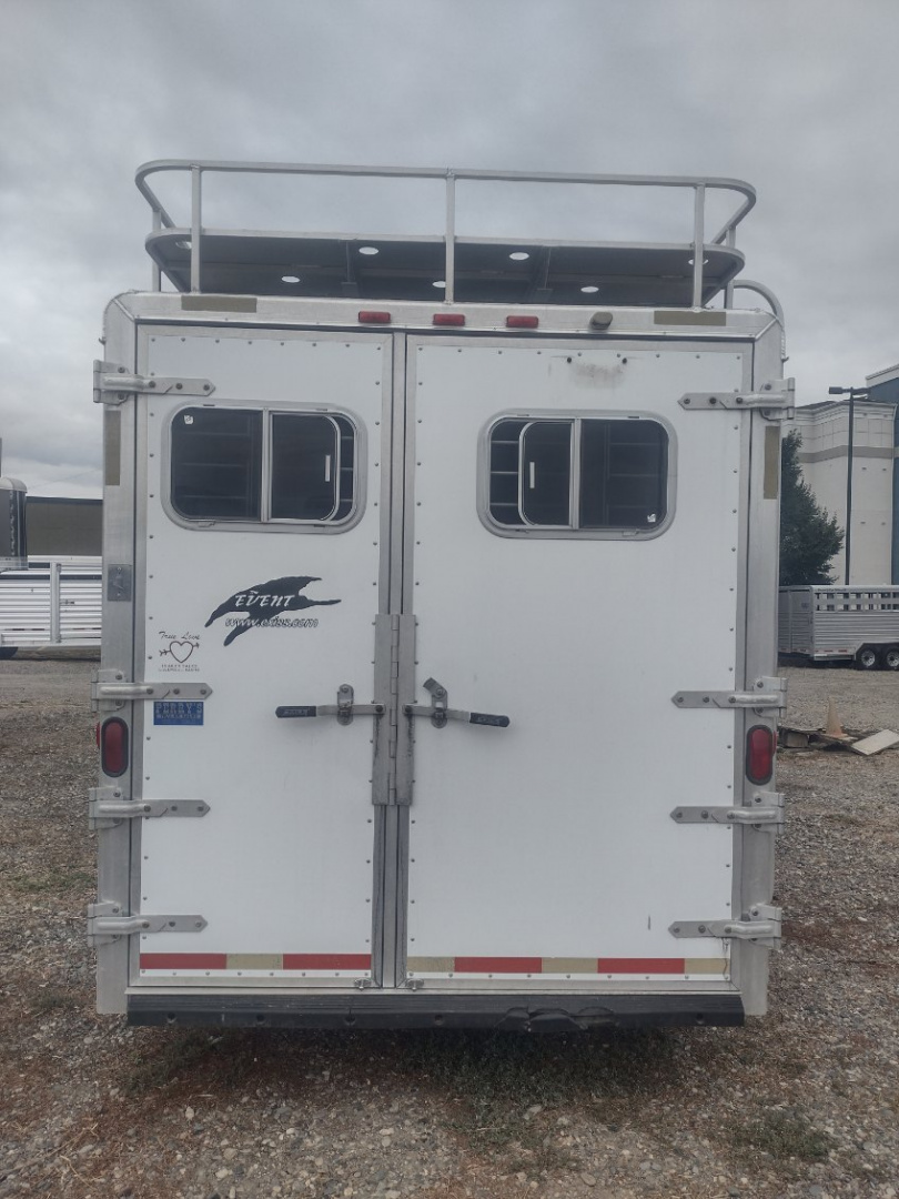 Used 2003 Exiss Trailers 3 Horse with 8' Living Quarters