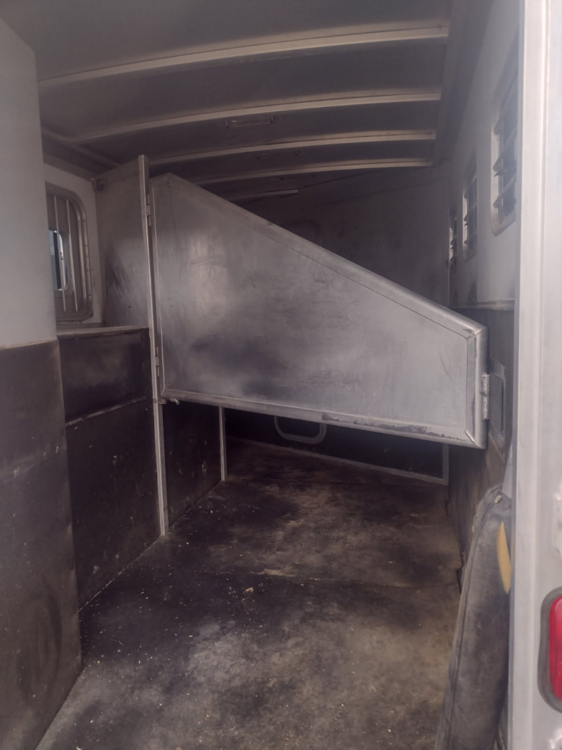 Used 2003 Exiss Trailers 3 Horse with 8' Living Quarters