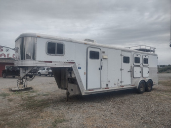 Used 2003 Exiss Trailers 3 Horse with 8' Living Quarters