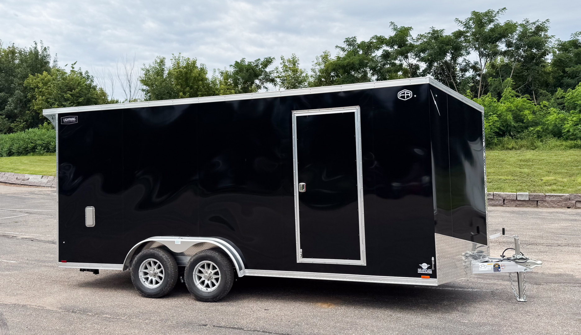 New 2025 Lightning 7.5X18 ENCLOSED CARGO - Ramp door!