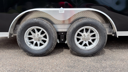 New 2025 Lightning 7.5X18 ENCLOSED CARGO - Ramp door!