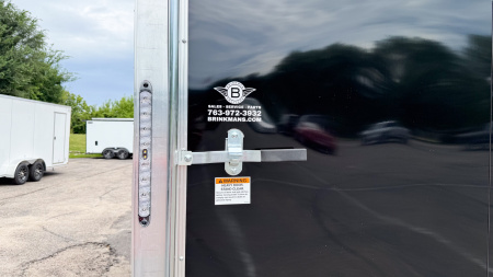 New 2025 Lightning 7.5X18 ENCLOSED CARGO - Ramp door!