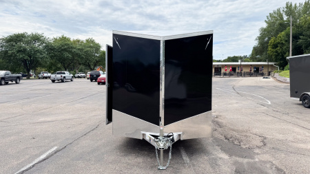 New 2025 Lightning 7.5X18 ENCLOSED CARGO - Ramp door!