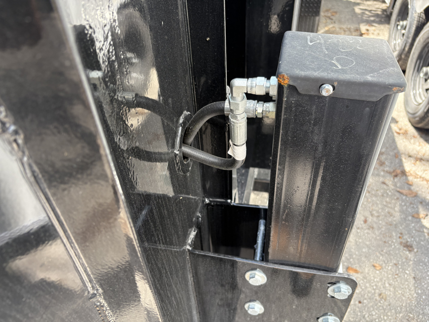 New 2025 H&H 83x16 17.6k Telesopic Topline Dump Trailer