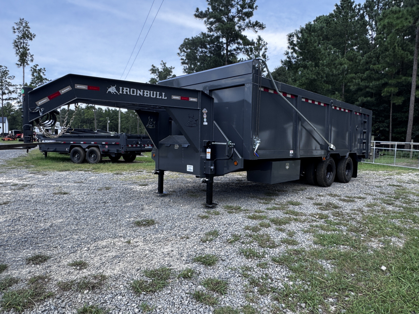 New Iron Bull DMG 102"x20' 20K Gooseneck Dump Trailer
