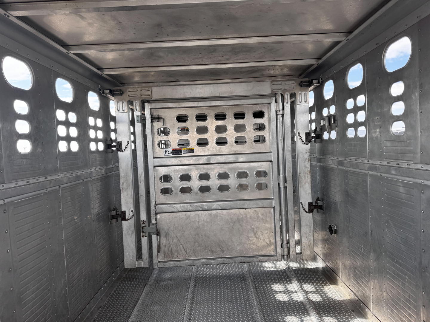 Used 2019 Wilson Trailer Company 30' Stock / Stock Combo Trailer