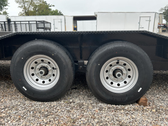 Used 2025 East Texas Trailers 102”x40’ Tandem Axles(7000lbs)Lowboy Equipment Trailer(Repo Trailer)