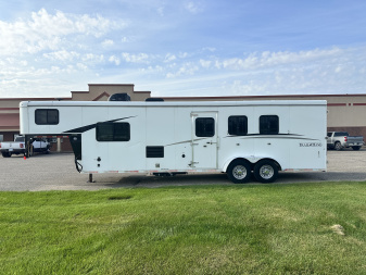 Used 2018 Bison Trailers 3H 10' LQ Trail Hand Horse Trailer