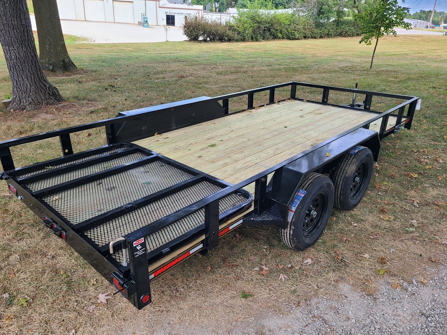 New Heartland76x16' TANDEM UTILITY, 4' REAR GATE, 1 BRAKE