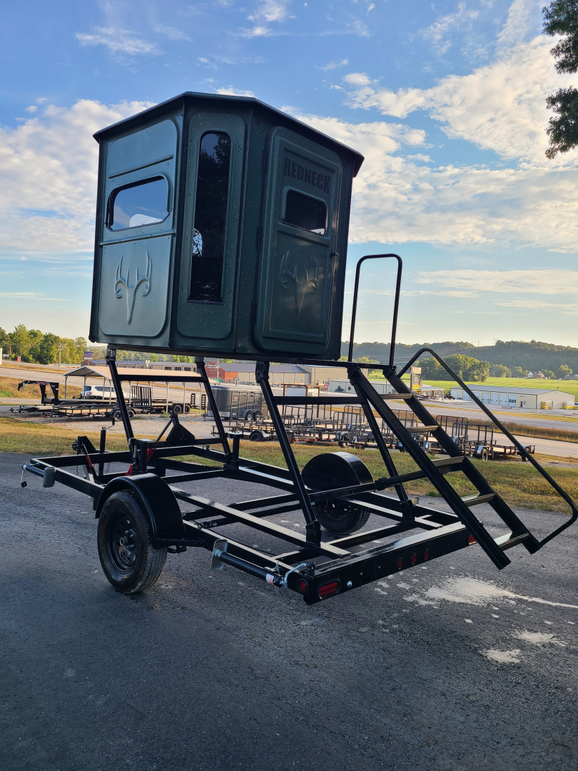New Heartland 6.5 X 12' SINGLE AXLE DEER TRAILER BLIND