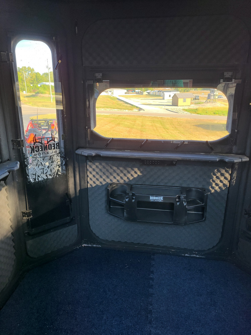 New Heartland 6.5 X 12' SINGLE AXLE DEER TRAILER BLIND