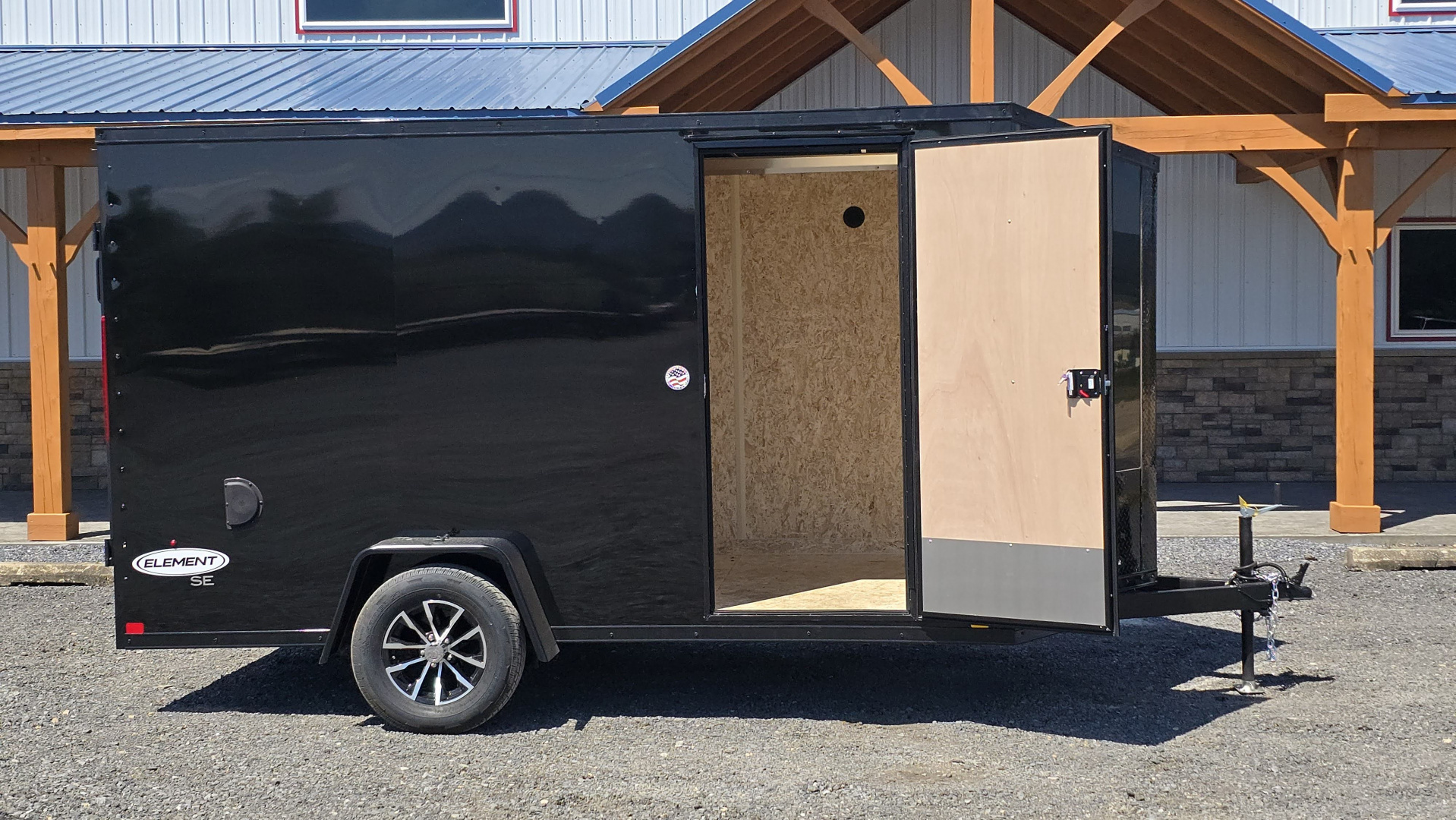 New Look Element SE Enclosed / 2990 GVWR / 6'x12'