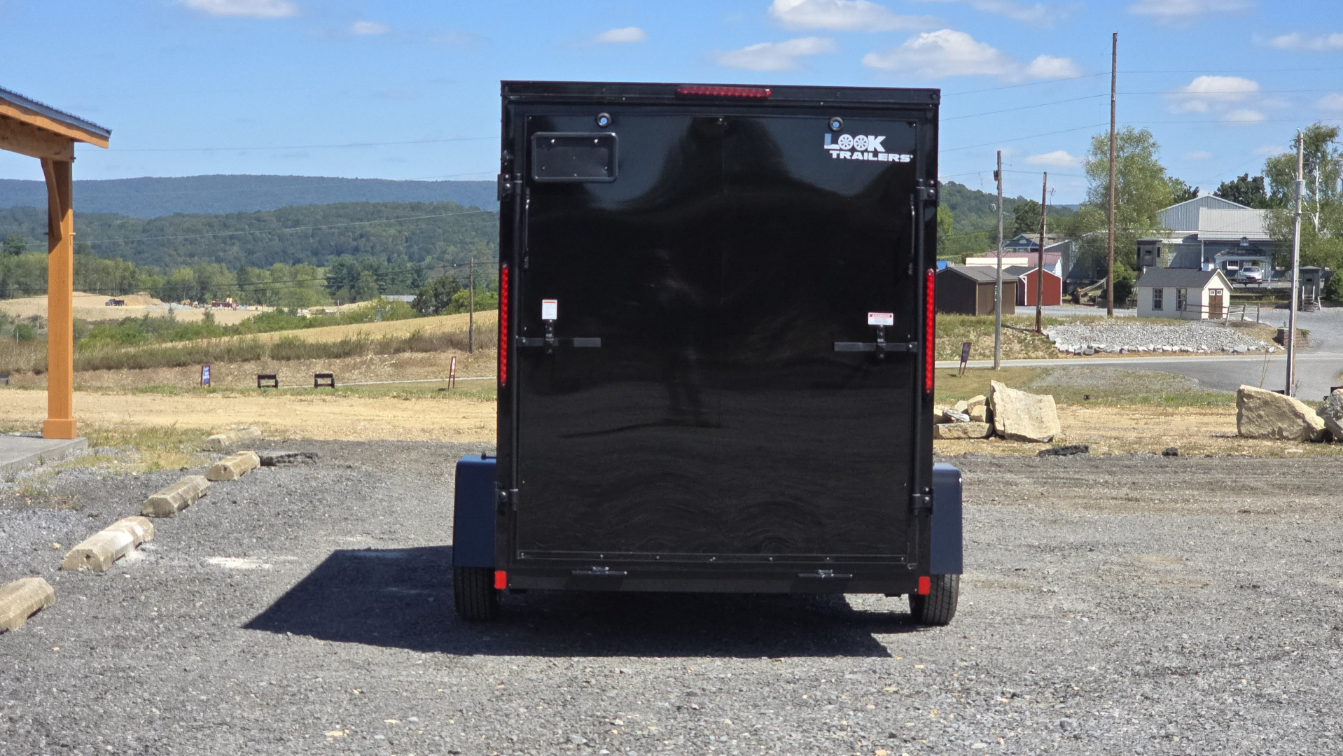 New Look Element SE Enclosed / 2990 GVWR / 6'x12'