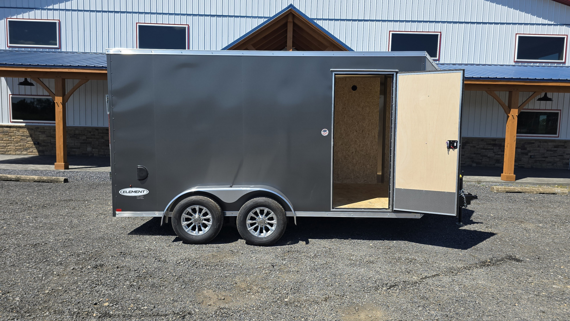 New Look Element SE Enclosed / 7000 GVWR / 7'x14'