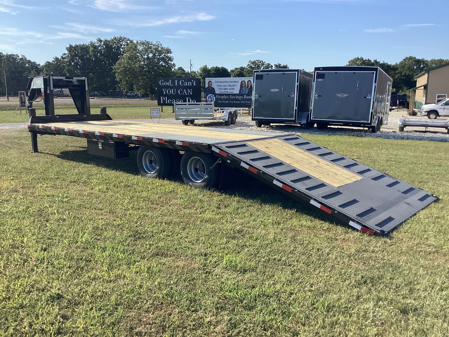 New 2026 H&H Trailers 21+9 Hydraulic Dove GN Deckover Trailer, 25.9K