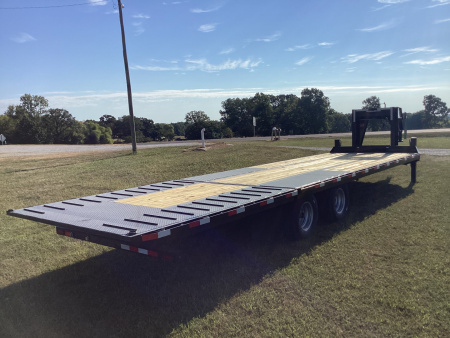 New 2026 H&H Trailers 21+9 Hydraulic Dove GN Deckover Trailer, 25.9K