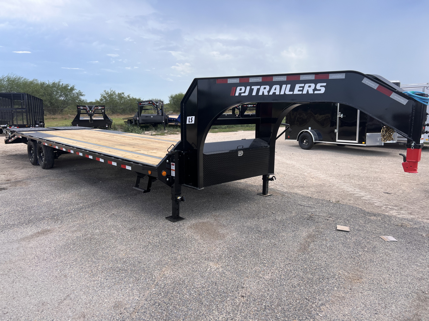 New 2026 PJ Trailers 102x30ft Flatbed Trailer 14k