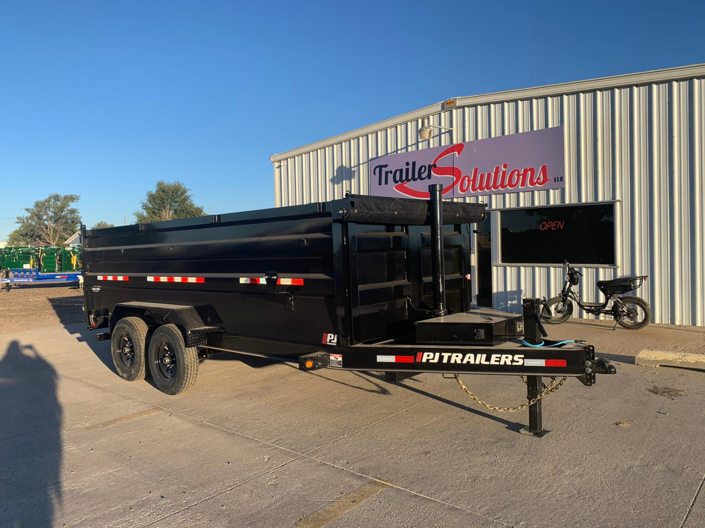 New 2026 PJ Trailers 83" x 16' DT Dump Trailer