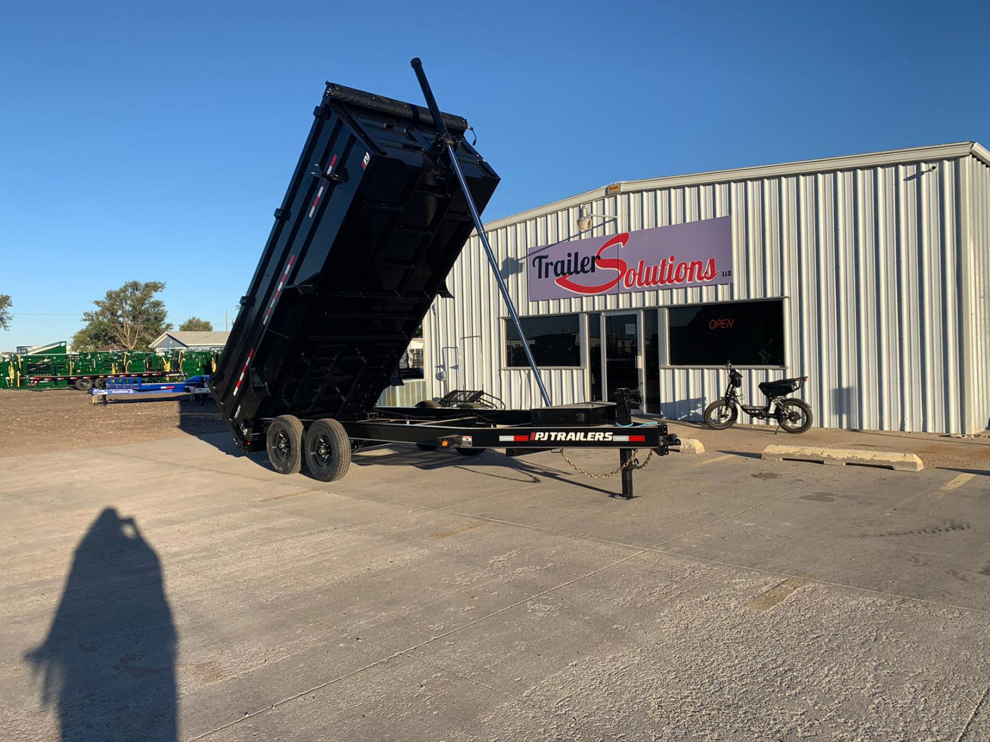 New 2026 PJ Trailers 83" x 16' DT Dump Trailer