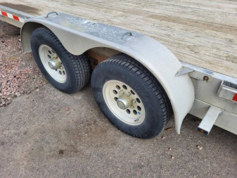 Used 2011 H&H 20' ELECTRIC TILTBED