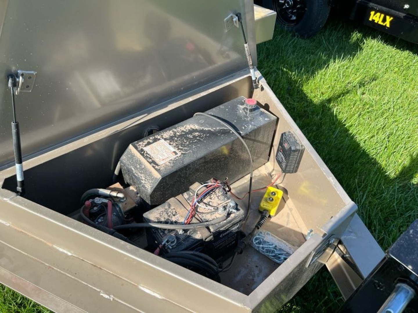 New 2026 Iron Bull DTB 83X14 TELESCOPIC Dump Trailer