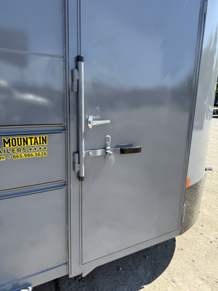 New 2025 Delta Trailers 14' 6 WIDE 6'6 TALL HORSE Stock / Stock Combo Trailer