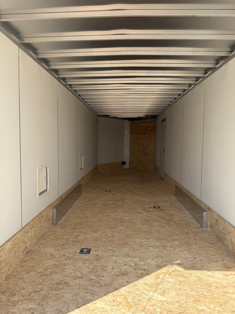 New 2025 7.5 X 29 All Aluminum 5 Place Lightning Aluminum Enclosed Trailer with 7ft interior - Upgrades