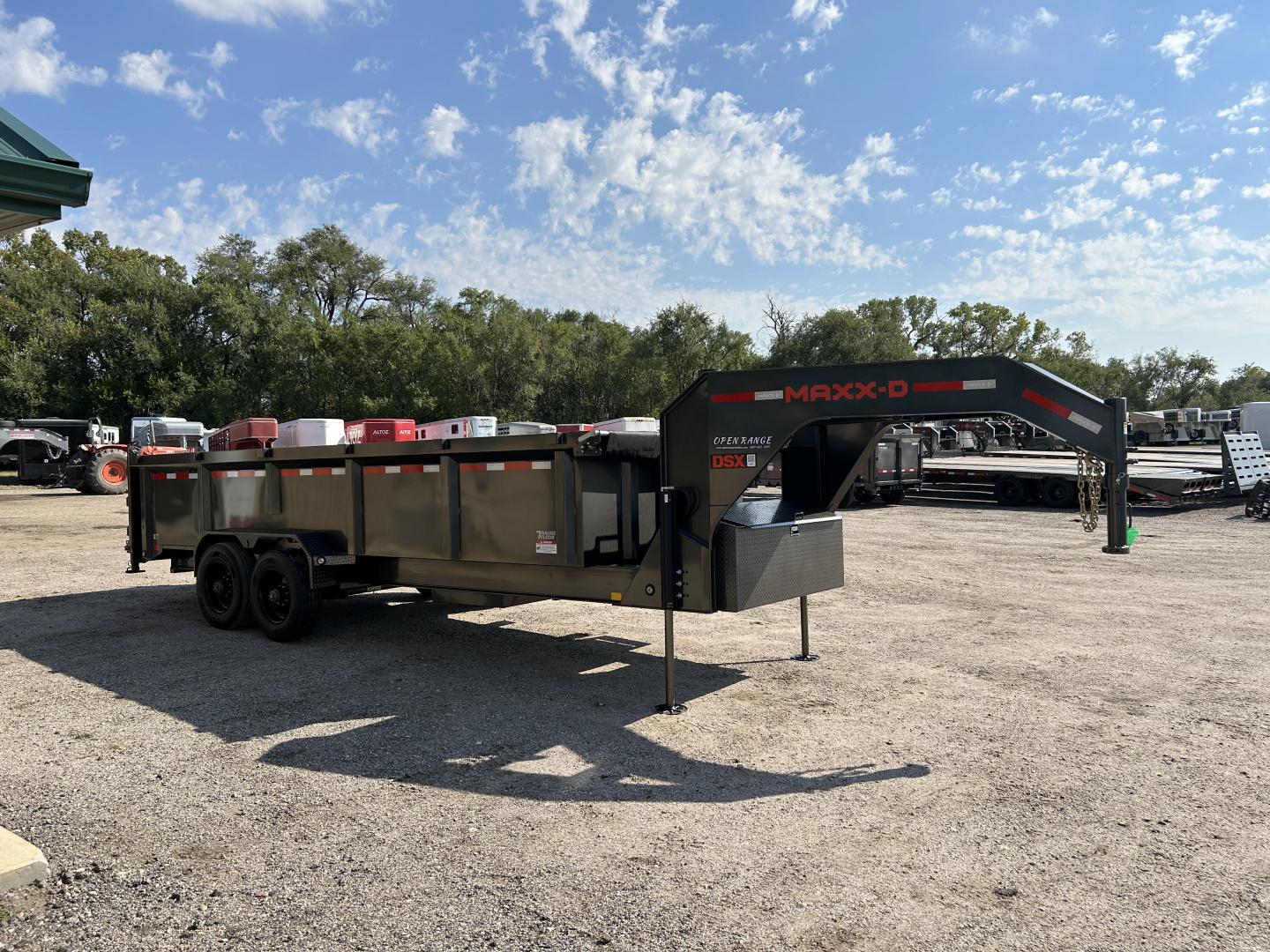 New 2026 MAXX-D DSX 83X20 Dump Trailer