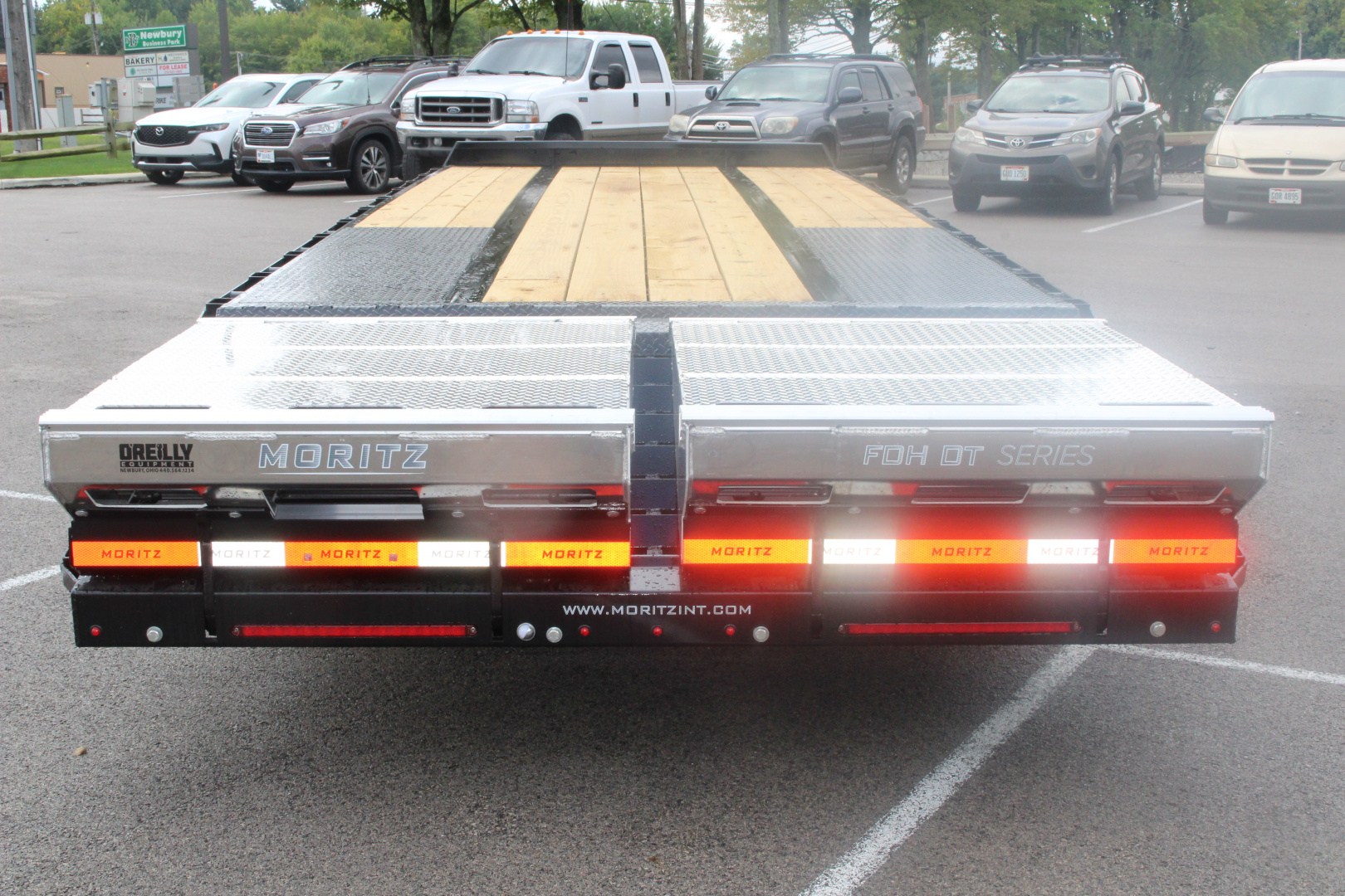 New 2026 Moritz FDPH DT 22' + 5' - Pintle Ring Deckover Equipment Trailer - 25900# GVW