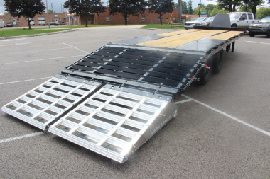 New 2026 Moritz FDPH DT 22' + 5' - Pintle Ring Deckover Equipment Trailer - 25900# GVW