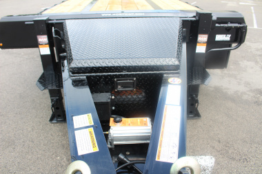 New 2026 Moritz FDPH DT 22' + 5' - Pintle Ring Deckover Equipment Trailer - 25900# GVW