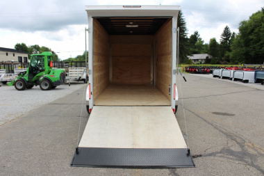 New 2025 United Trailers UXT 7' x 16' Enclosed Trailer - Rear Ramp Door - 9990# GVW