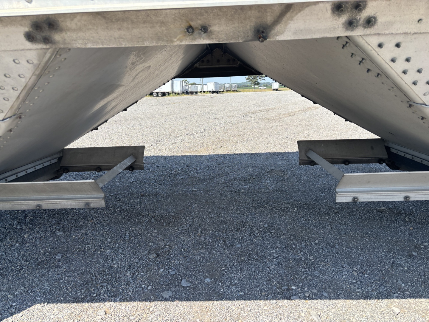 Used 2011 Timpte 42x96x78 Commercial Hopper Trailer