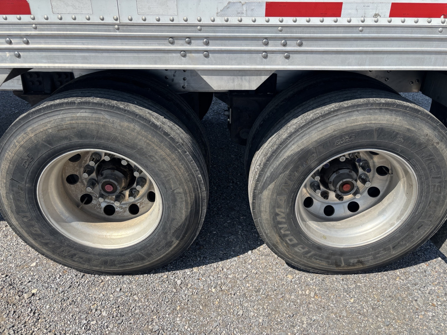 Used 2011 Timpte 42x96x78 Commercial Hopper Trailer