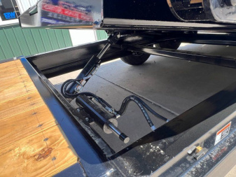 New 2026 Load Trail 83"X20' GN Tilt Gooseneck Bodies