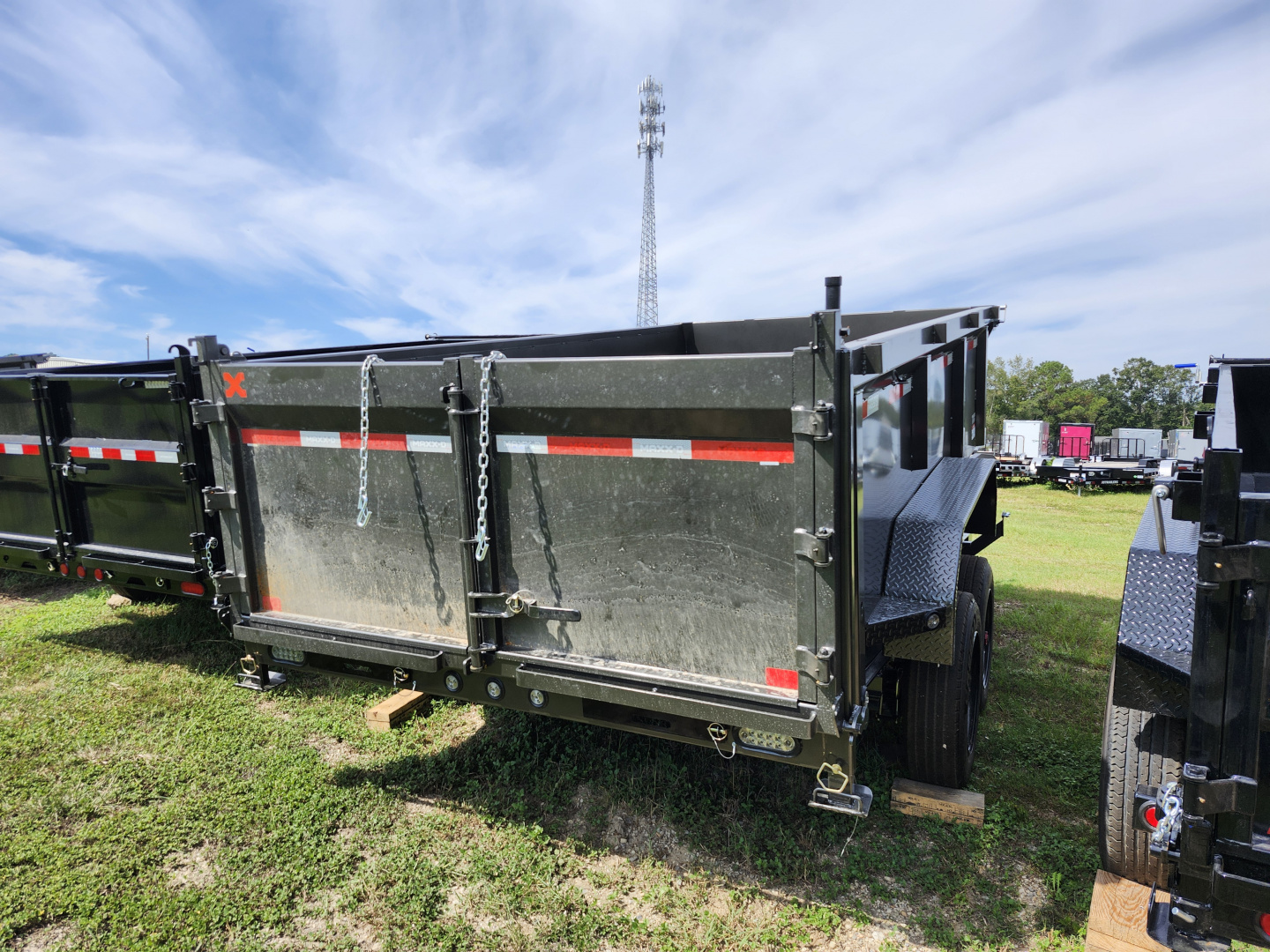 New 2026 MAXX-D DTX8314 83X14 14K Dump Trailer