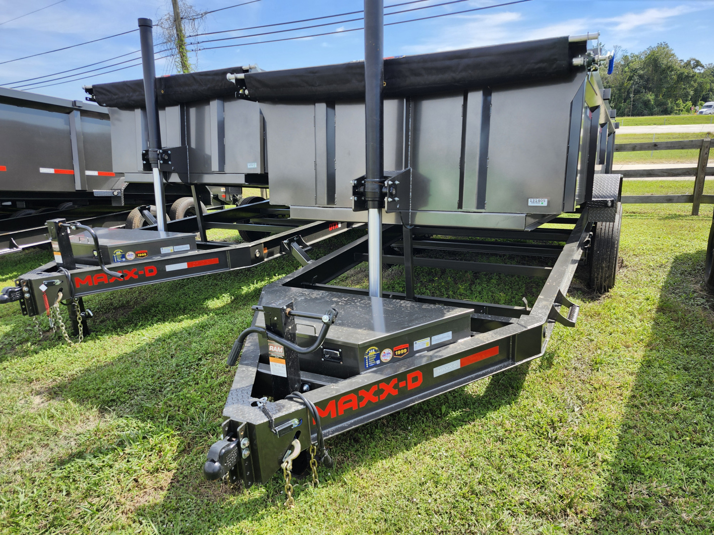 New 2026 MAXX-D DTB8316 83"X16' 16K Dump Trailer