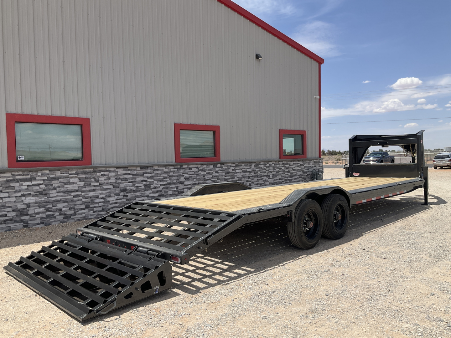 New 2024 Diamond C 102"x28' GN Extreme Duty Equipment Trailer - LPX-GN210