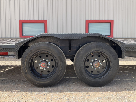 New 2024 Diamond C 102"x28' GN Extreme Duty Equipment Trailer - LPX-GN210