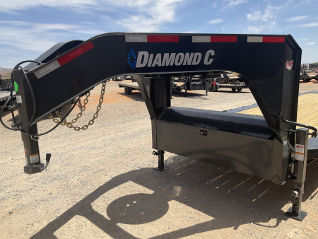 New 2024 Diamond C 102"x28' GN Extreme Duty Equipment Trailer - LPX-GN210