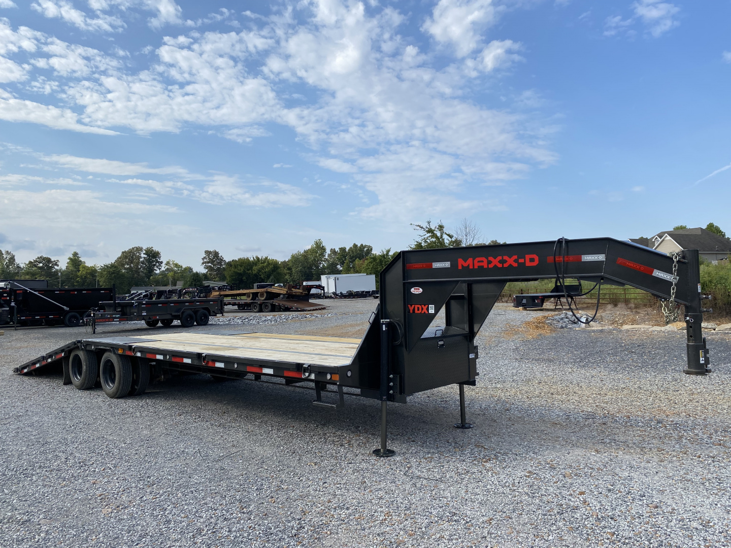 Used 2025 MAXXD 32' x 102" 30k Hyd Dove Gooseneck Trailer
