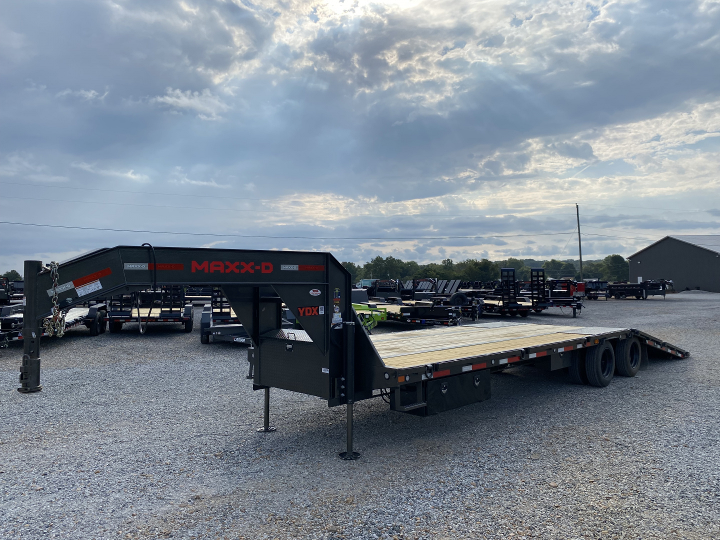 Used 2025 MAXXD 32' x 102" 30k Hyd Dove Gooseneck Trailer
